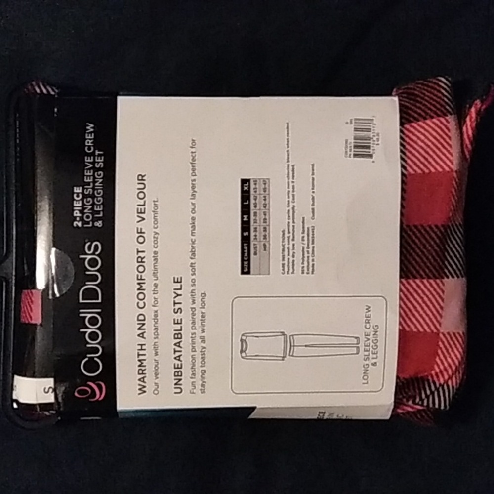 Brand New CuddlDuds 2 piece Set - Picture 2 of 3